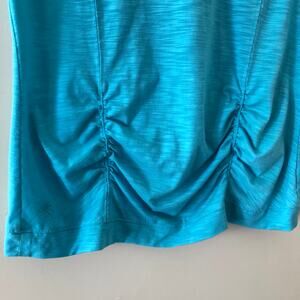 Athleta Tee Turquoise Size S